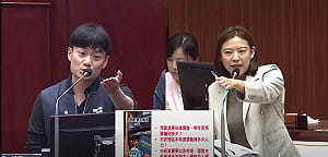 (影)殷瑋槓議員喊「人民是我老闆」他諷：蔣萬安看起來像基層！歡迎殷市長正式上位！