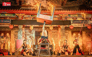 楊立微赤足火舞蹬起夢想！勇闖《英國達人秀》總決賽 苦藏23年汗與淚：我想一路舞到99歲