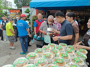 (影)江啟臣讚企業宗教端午前夕聯手送暖 呼籲支持CSR傳遞社會正能量