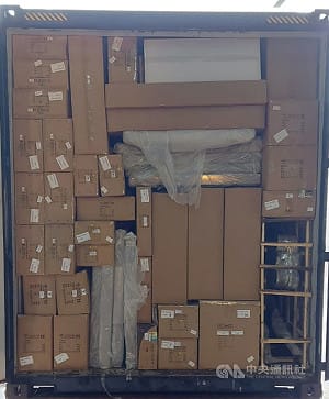 假冒燈飾入境　保三攔截20萬個喪屍煙彈主機零件