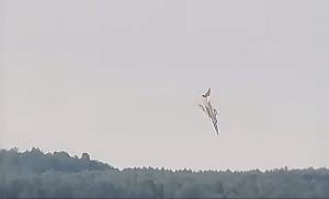（影）機瘟？！美俄戰略轟炸機同日折損  Tu-22M3詭異俯衝、B-52墜8人殞命