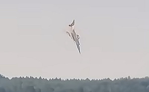 （影）機瘟？！美俄戰略轟炸機同日折損  Tu-22M3詭異俯衝、B-52墜8人殞命