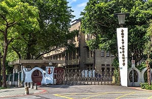 中山女高電梯上演「大怒神」！直衝7樓嚇壞4名學生 1人送醫