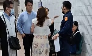 台中悍女掌摑律師今開庭！失控改口不認罪 直呼：我打全世界律師巴掌