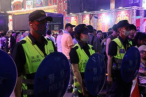 遶境變調！淡水清水祖師祭驚傳陣頭酒後滋事 警噴辣椒水壓制法辦