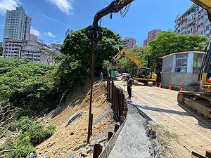 新北新店新坡一街邊坡搶修　社區建物穩定無異常