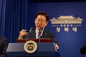 上任後首次！ 李在明不滿意度高於滿意度 韓媒：選票短缺爭議拉低支持度