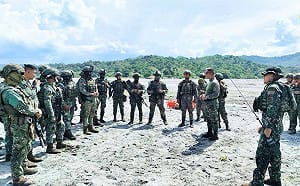 美菲日韓同盟聯合演習 鎖定群島防禦：陸戰隊實兵奪島抗擊鞏固印太陣線！