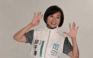這黨還有制度嗎...白營台中議員參選人遭陳清龍勸退選  她不滿：那當初辦初選幹嘛？