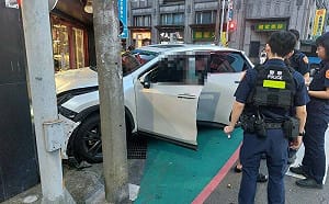 「育兒網紅」毒駕掀爭議 議員爆：桃園今年查獲800件毒駕！