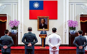 顧立雄辦公室主任簡士淵掌濱指部 賴清德籲立法院支持「無人載具特別條例」