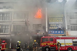 台南中西區店面3樓處起火　幸未釀傷亡