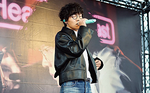 盧廣仲錯身金曲歌王「表情失控快哭了」？好友曝真相笑翻網友