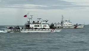 無視國際反彈再闖金門限制水域  海巡強勢驅離4艘中國海警船
