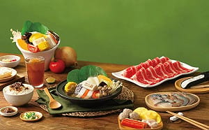 石二鍋菜盤驚現「蟑螂在下蛋」引熱議！王品道歉：即日起停業3天