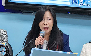 萬美玲認兒簽賭親自報警 憶佀廣洋當場落淚認錯　