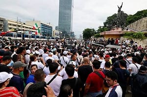 又一杜特地大將被拿下！ 馬尼拉爆發大規模抗議 兩大政治家族爭鬥白熱化