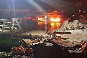 (影) 停火備忘錄已撕毀? 美軍夜襲伊港口 還取消伊朗銷售石油許可證
