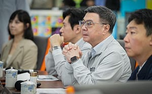赴氣象署了解巴威颱風情勢！卓榮泰指示相關單位落實應變整備工作