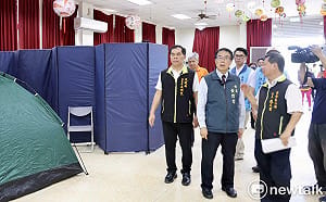 巴威颱風逼近  黃偉哲視察防颱整備  強化防災應變守護市民安全