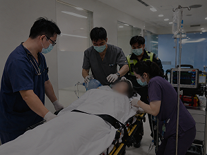 台北醫美診所驚傳意外！27歲女隆乳後無呼吸心跳　轉送台大搶救中