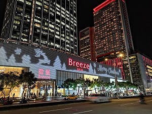 微風、京站、遠東SOGO續放颱風假！ 7月11日暫停營業商場一次看