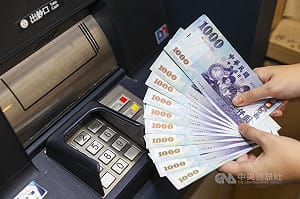 詐團偽裝戶政檢警一條龍老哏　男子財損逾1900萬