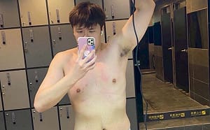 爆佀廣洋精實身材照！她轟萬美玲說謊：不用當兵有共犯！出來道歉辭立委