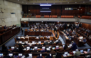 保衛比比大作戰？ 以色列議會通過爭議法案  疑為保「這政要」做讓步...