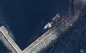 (影) 距「普丁宮殿」僅23公里！俄巡洋艦遭烏擊沉 核潛艦基地又撤防