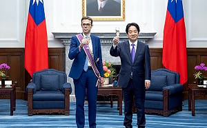 賴清德頒授大綬景星勳章 法國在台協會主任：持續促進台法關係