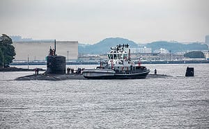 美潛艦「刷存在」！維吉尼亞級「蒙大拿號」現身日本橫須賀