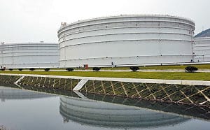 美伊戰5個月！中國需求破壞助穩全球油市  儲油回補恐再推升