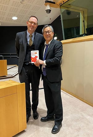 中國施壓歐洲議會「別邀那個台灣代表」　謝志偉反問：犯規者反而踢12碼罰球？