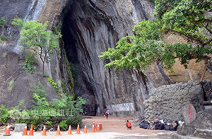 靈岩洞開挖 八仙洞第一洞找到新石器文化