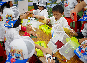 小小玩具醫生魔法學院結業  孩童學習愛惜與分享