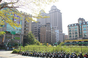 大彎北段商業宅罰否 北市府：兩週內決定