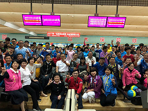 用愛滾動做公益  台中藍營大咖齊聚