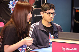 《英雄聯盟》兩人同心閨密勝！超負荷氣到發抖？