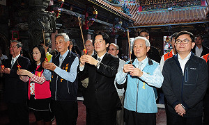 功德說惹議  賴清德強調三方面改善照服員福利