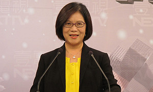 高雄市長爭霸戰  管碧玲用10萬字應徵高雄市長