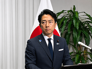 誰甩北京抗議啊！ 小泉談日本核武仍這樣說 但稱「這東西」沒變...