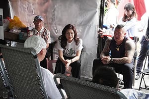 痛批藍營戲耍民眾黨！館長怒嗆「國民黨必須死」網諷：又變風向