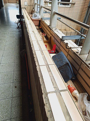 斷柄掃把刺臉恐失明! 台中女師遭升國一學生暴行攻擊 衝擊校園安全
