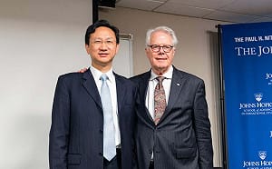 童振源專論》理解中國、避免戰爭  藍普頓教授六十年的歷史見證
