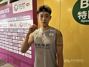 羽球金項鍊加持　林俊易勝奧運銅牌晉台北賽16強