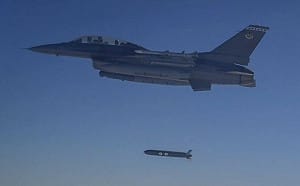 AGM-188A鏽蝕匕首飛彈投入戰場! 專家：恐迫莫斯科撤高價值防空武器