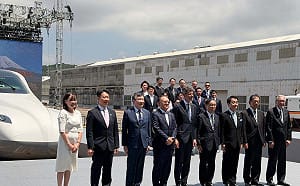 台灣高鐵N700ST日本出廠！李逸洋：台日打造全球最成功新幹線輸出案例
