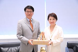 （影）國會改選機率比天塌多一點點   盧秀燕：以「女媧補天」決心辦好選務