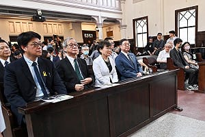 出席林榮基告別禮拜  文化部長李遠：不要讓銅鑼灣書店消失